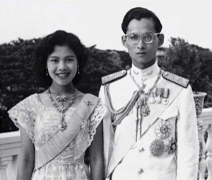 Queen Sirikit of Thailand | Unofficial Royalty