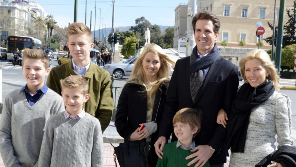 The Crown Prince and his family, March 2014. photo: Royalista.com
