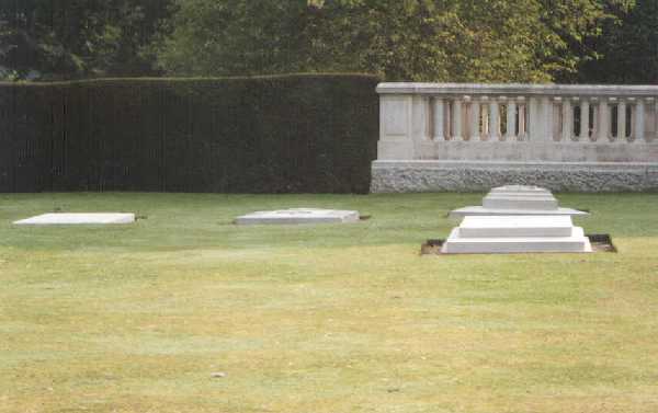 Arthur_Louise Margaret grave